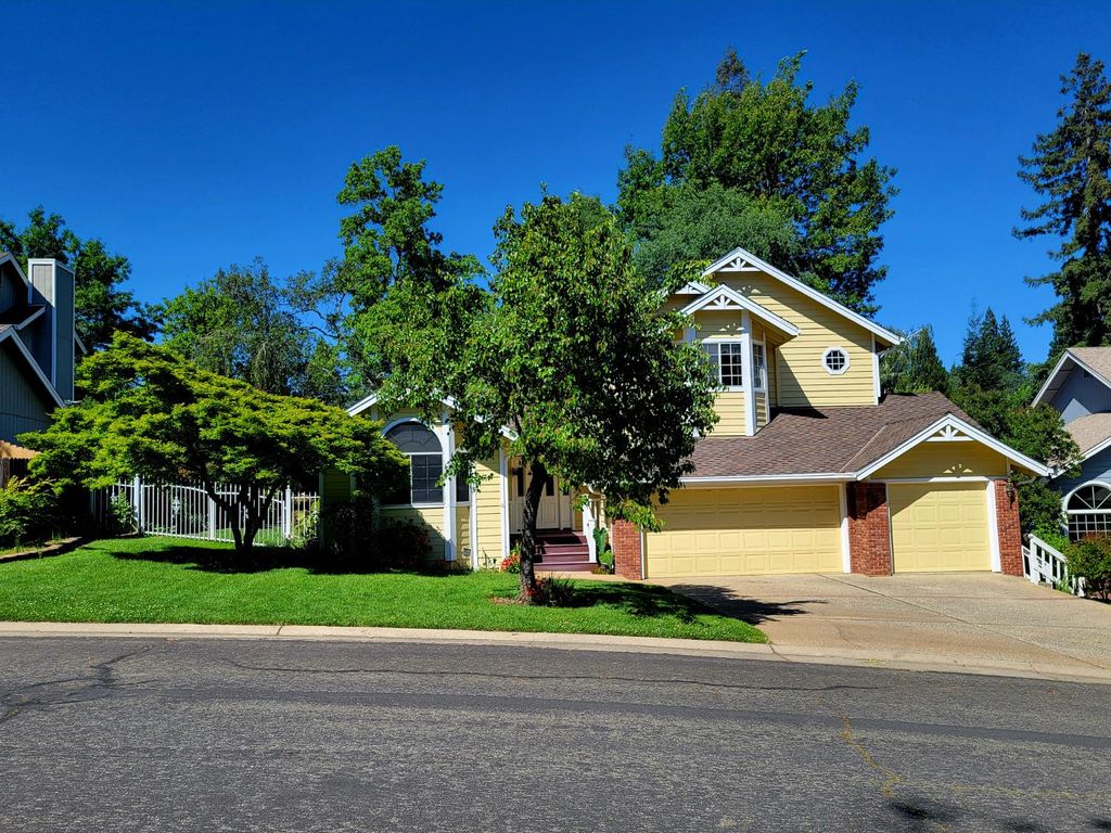 Photo of 147 Rebecca Way, Folsom, CA 95630 (MLS # 226041799)