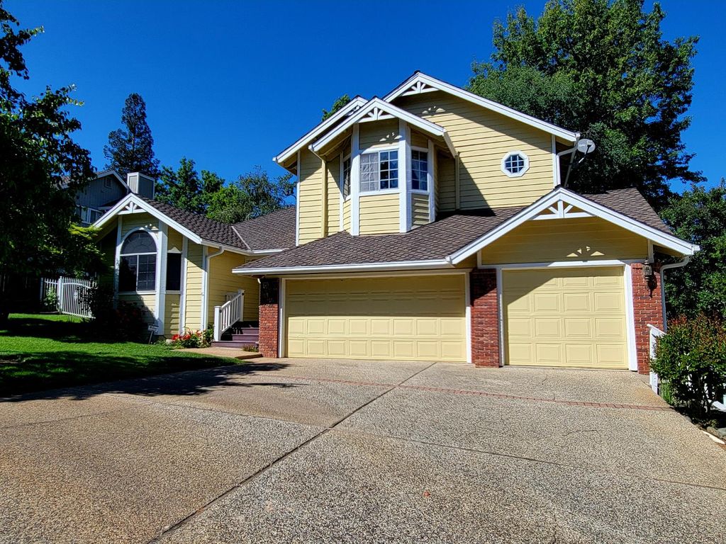 Photo of 147 Rebecca Way, Folsom, CA 95630 (MLS # 226041799)