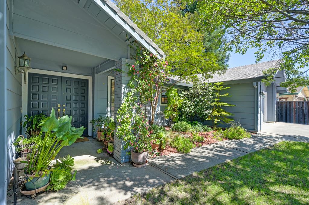6408 Almond Avenue