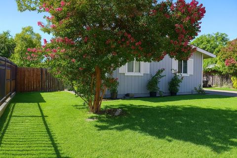 4912 Melvin Carmichael CA 95608