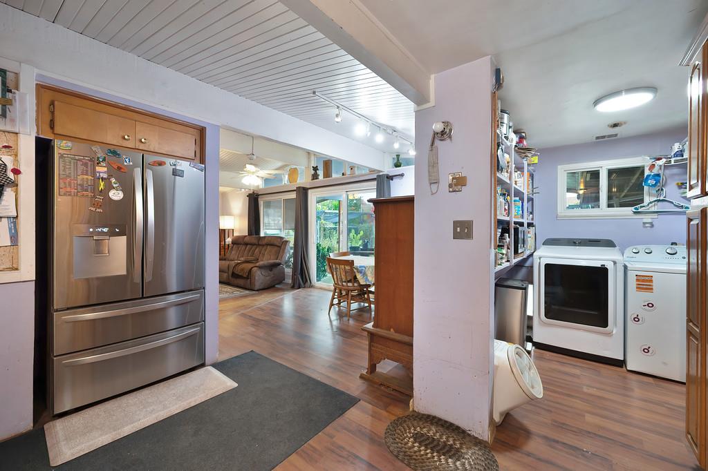 2701 El Caprice Drive