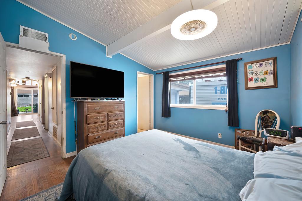 2701 El Caprice Drive