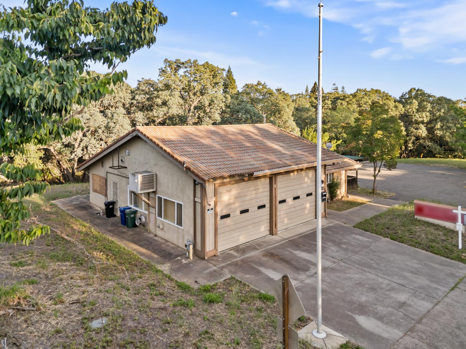 5148 Main Avenue