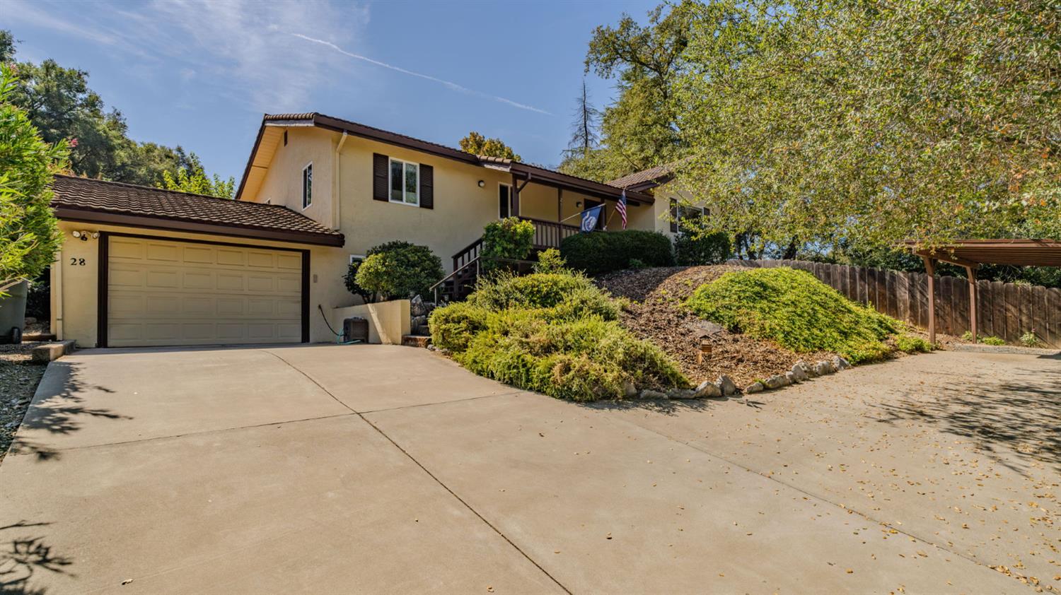 28 Frontier Drive