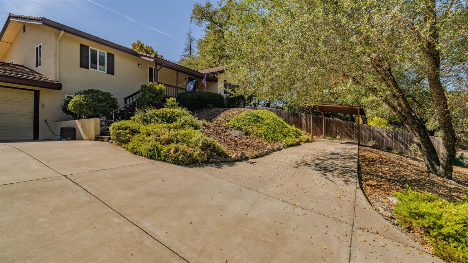 28 Frontier Drive