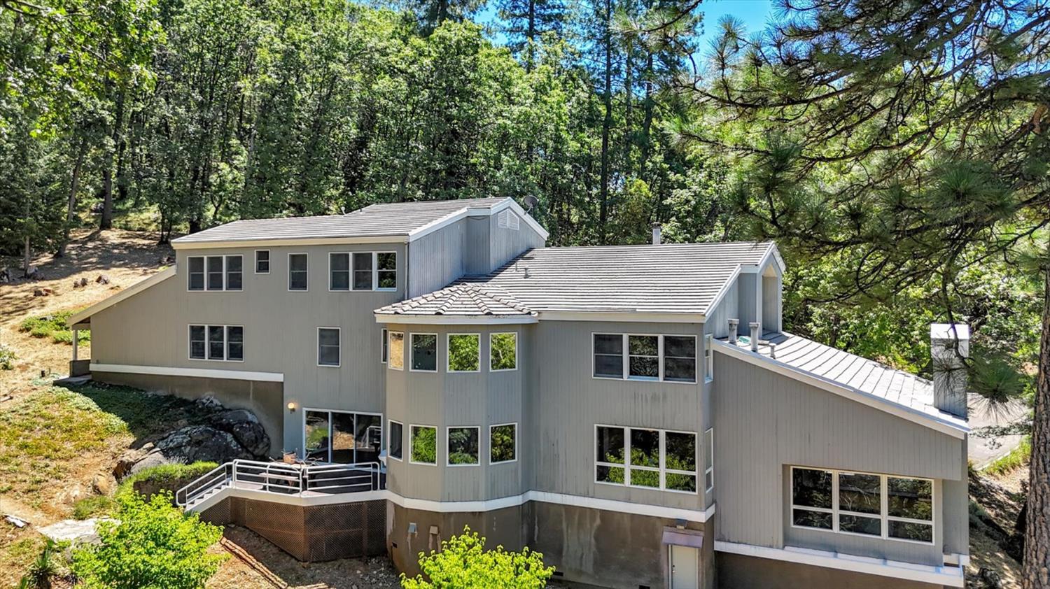 13118 Cement Hill Road