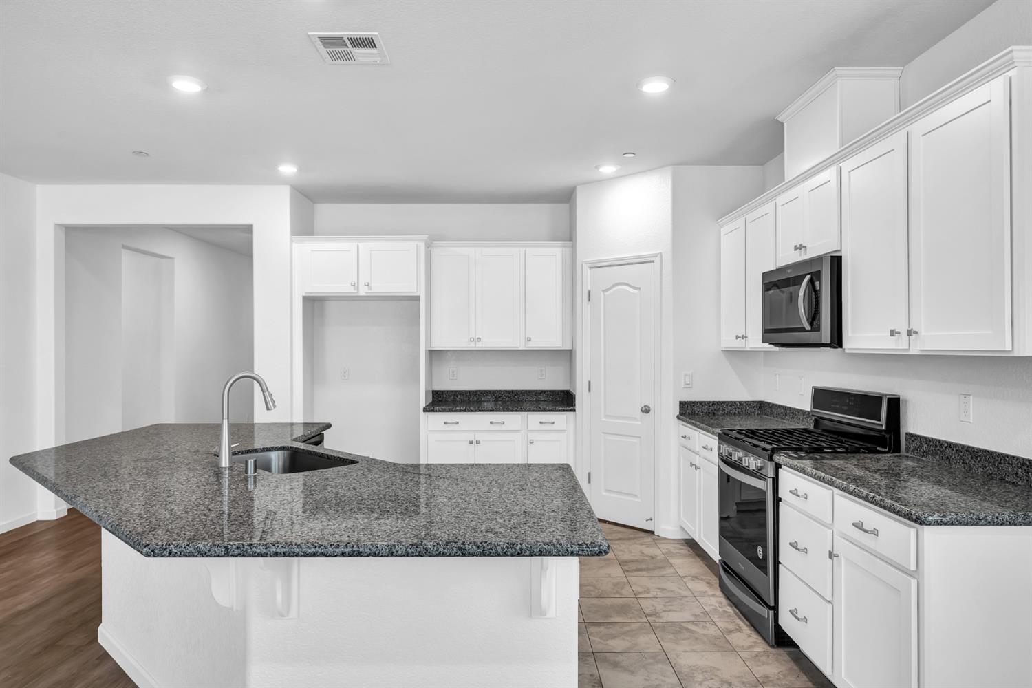 1414 Van Zee Drive
