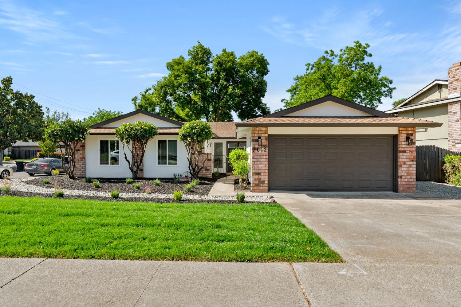 7012 Robin Road