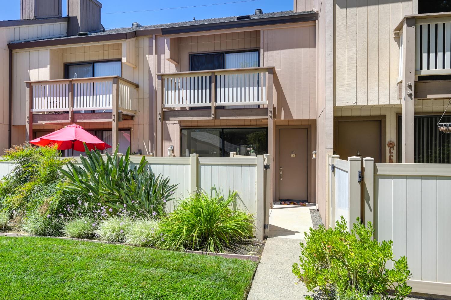 504 Woodside Oaks 3