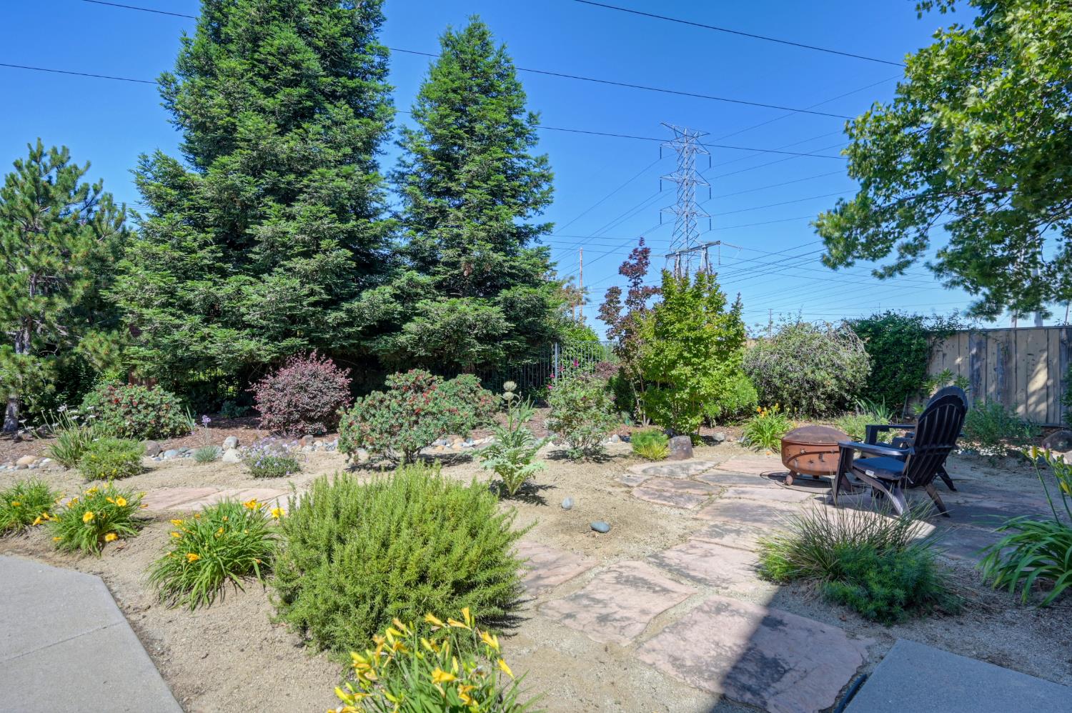 316 Thrush Court