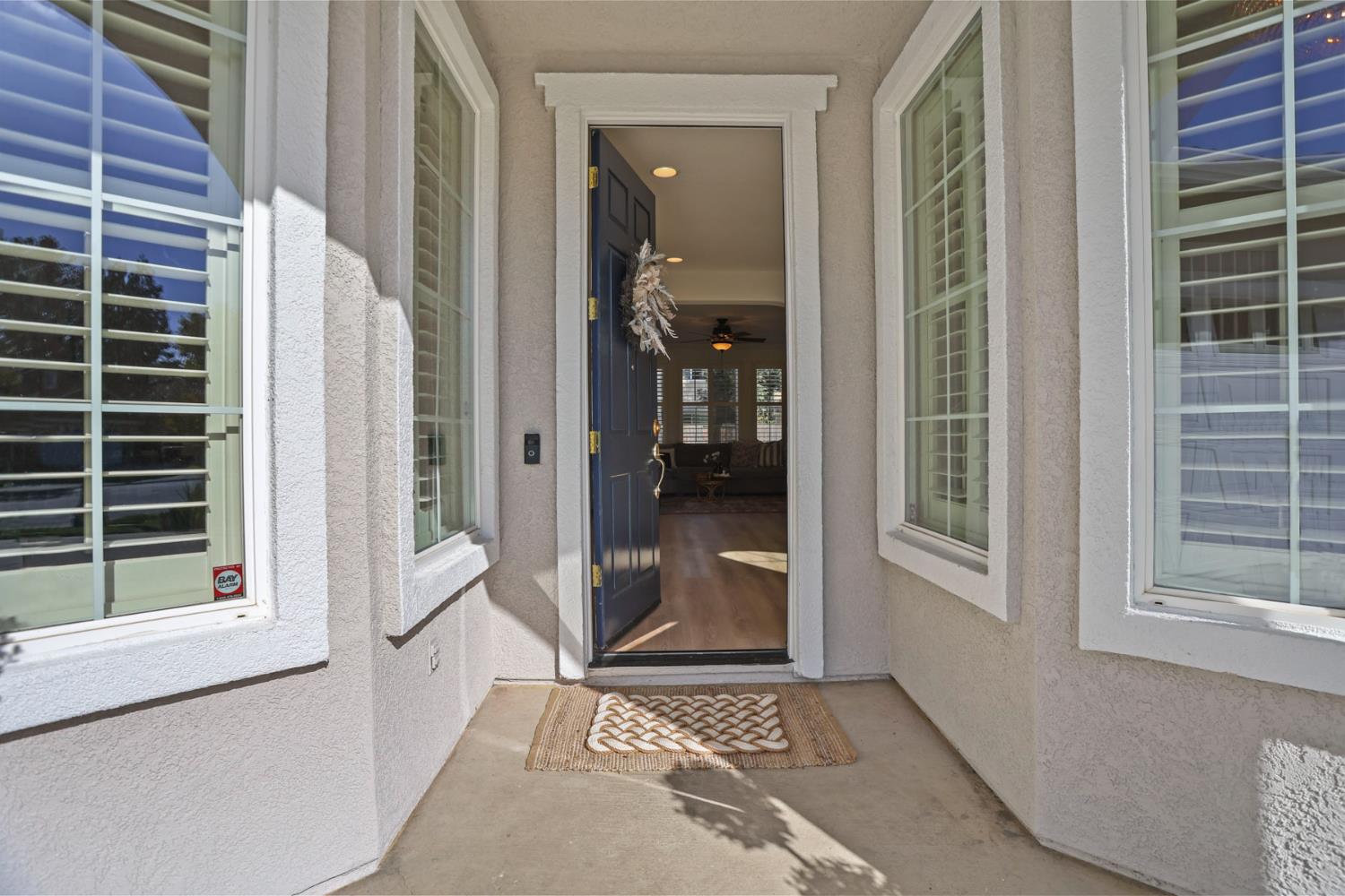 6324 Riverbank Circle