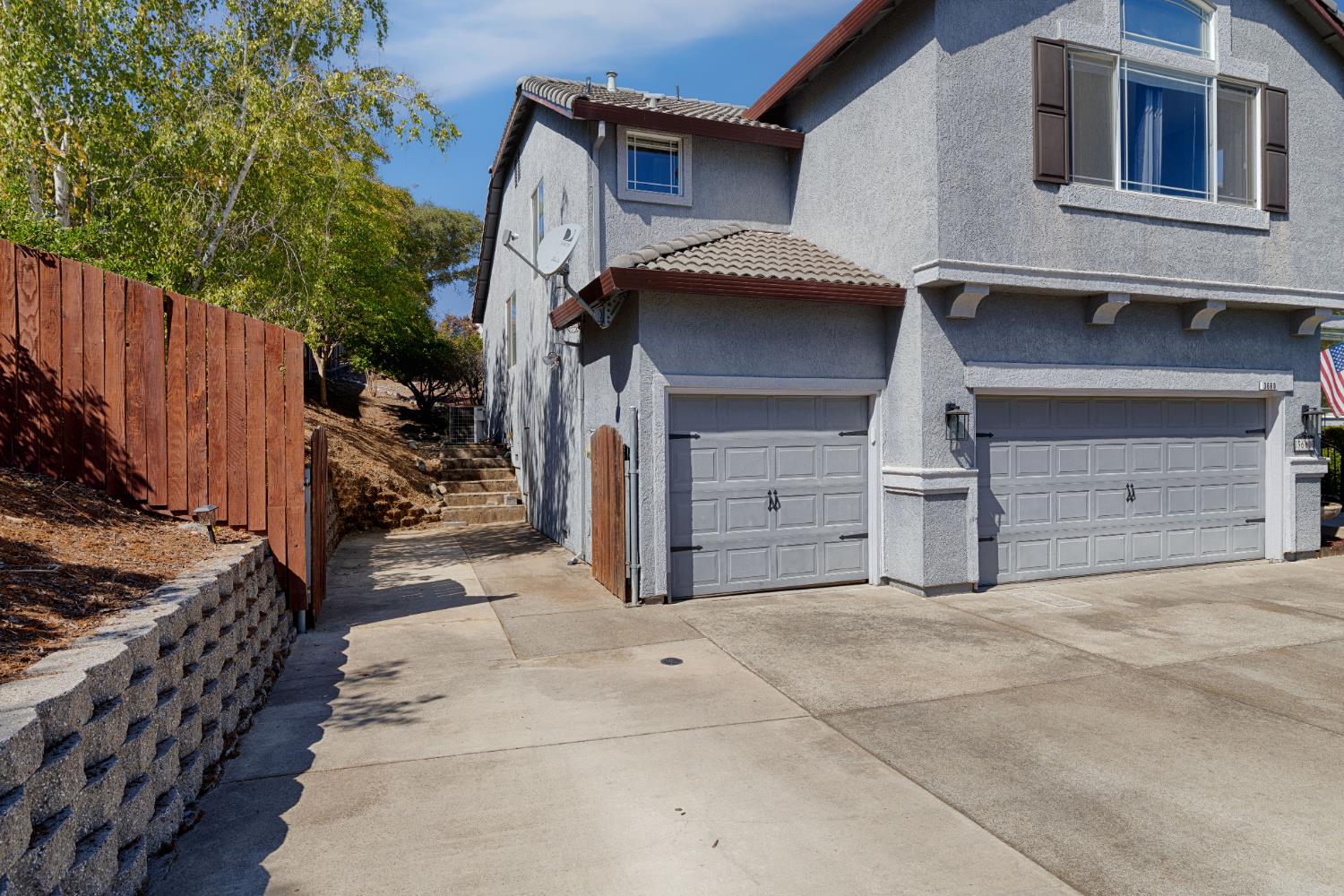 3660 Waldwick Circle