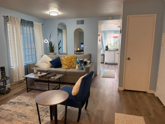 3960 Oak Villa Circle