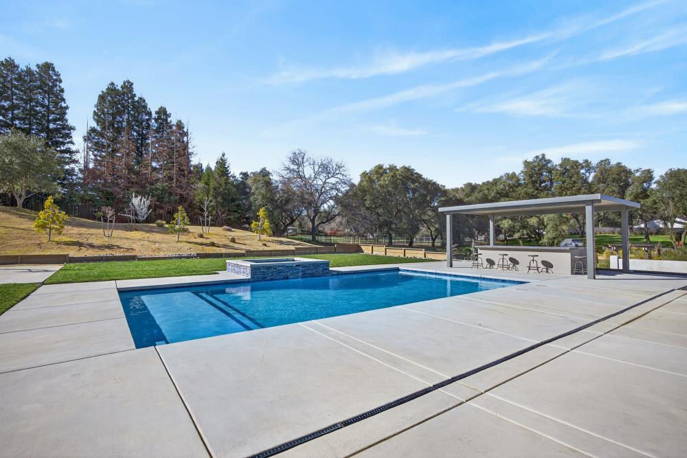 3360 Cherokee Trail