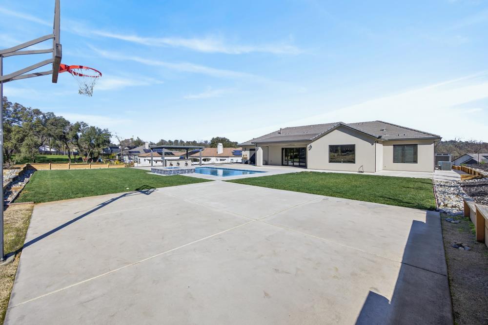 3360 Cherokee Trail