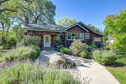 5782 King Road Loomis CA 95650