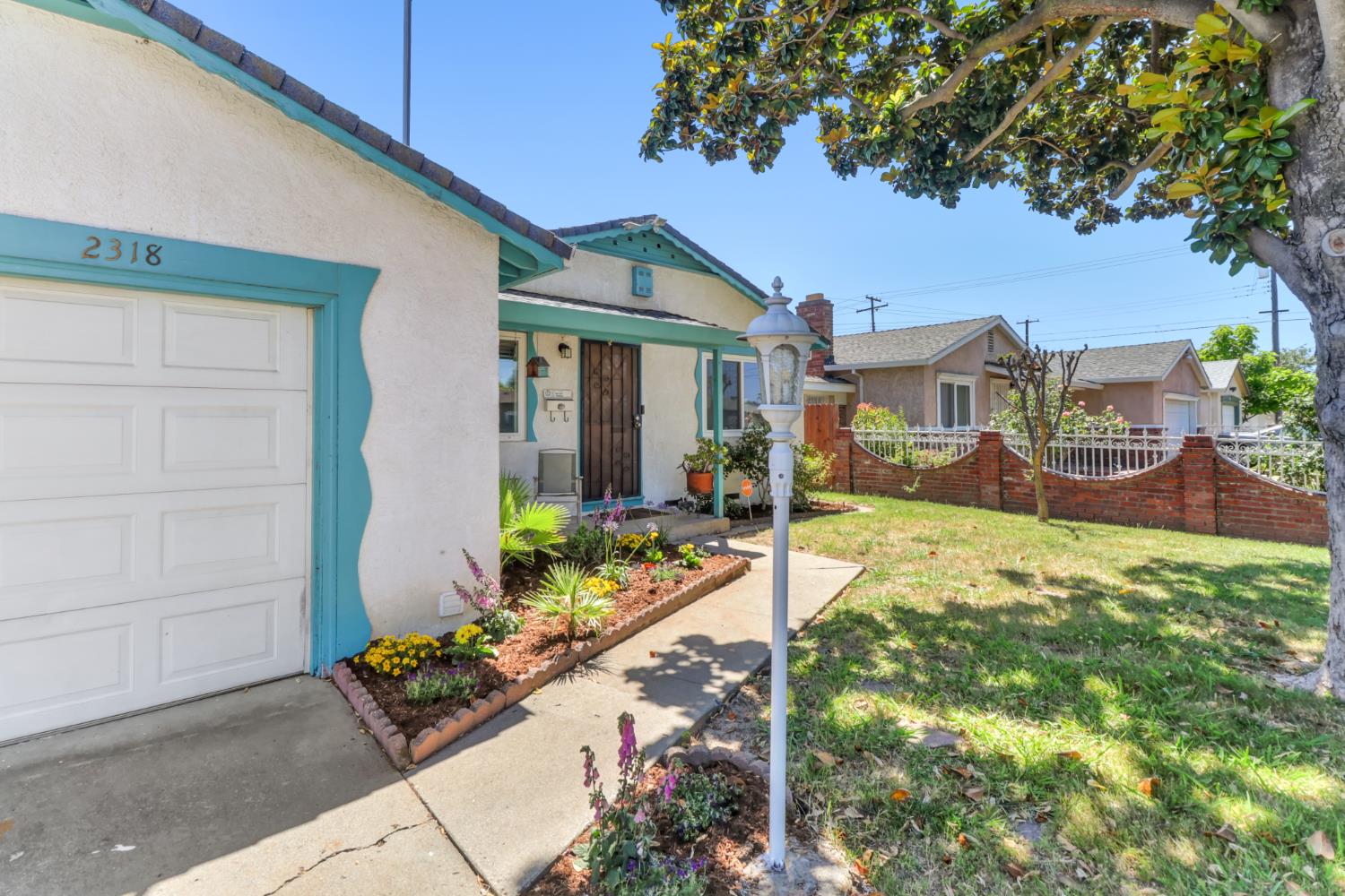 2318 Thompson Way
