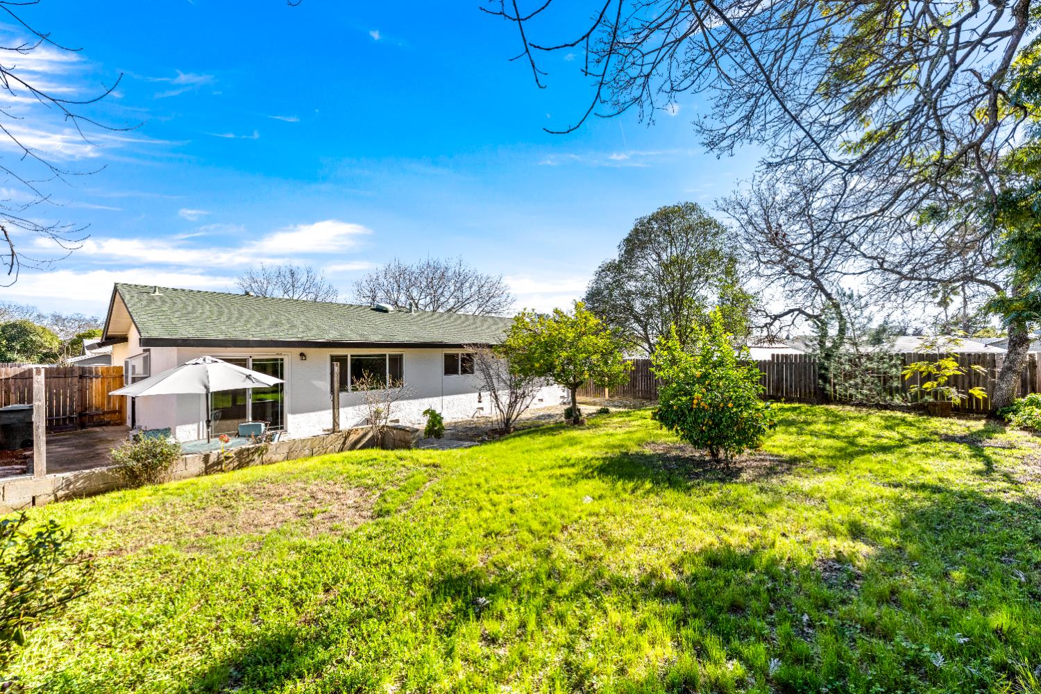 9847 Beachwood Drive