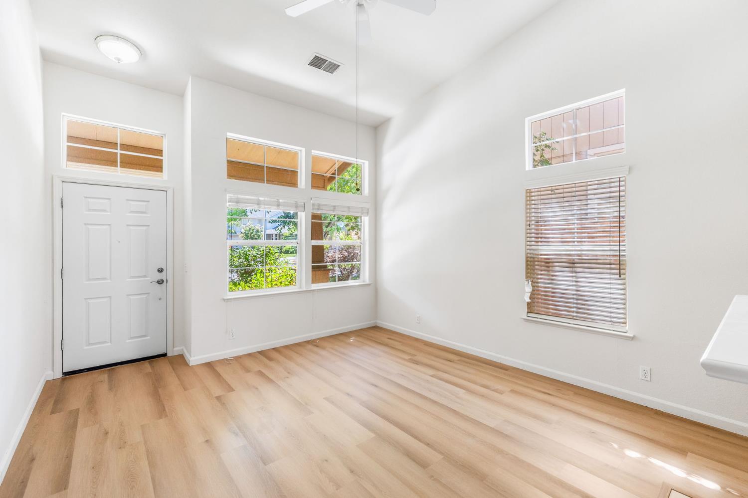 2434 Halsey Circle