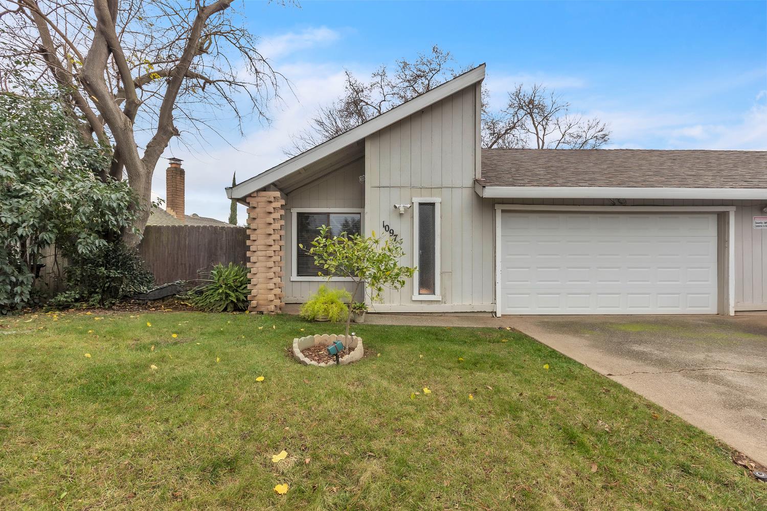 10973 Hirschfeld Way