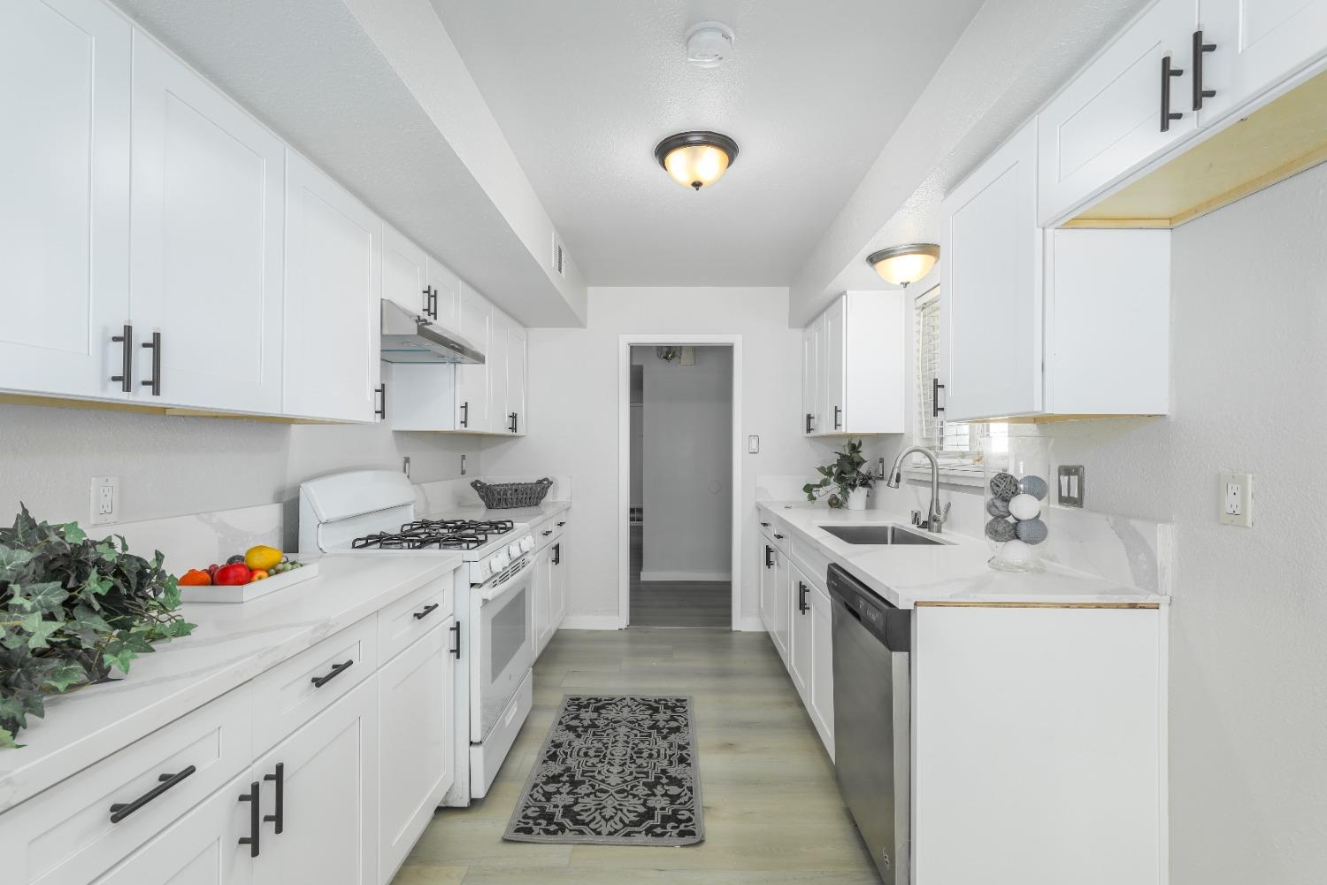 6439 Valley Hi Drive