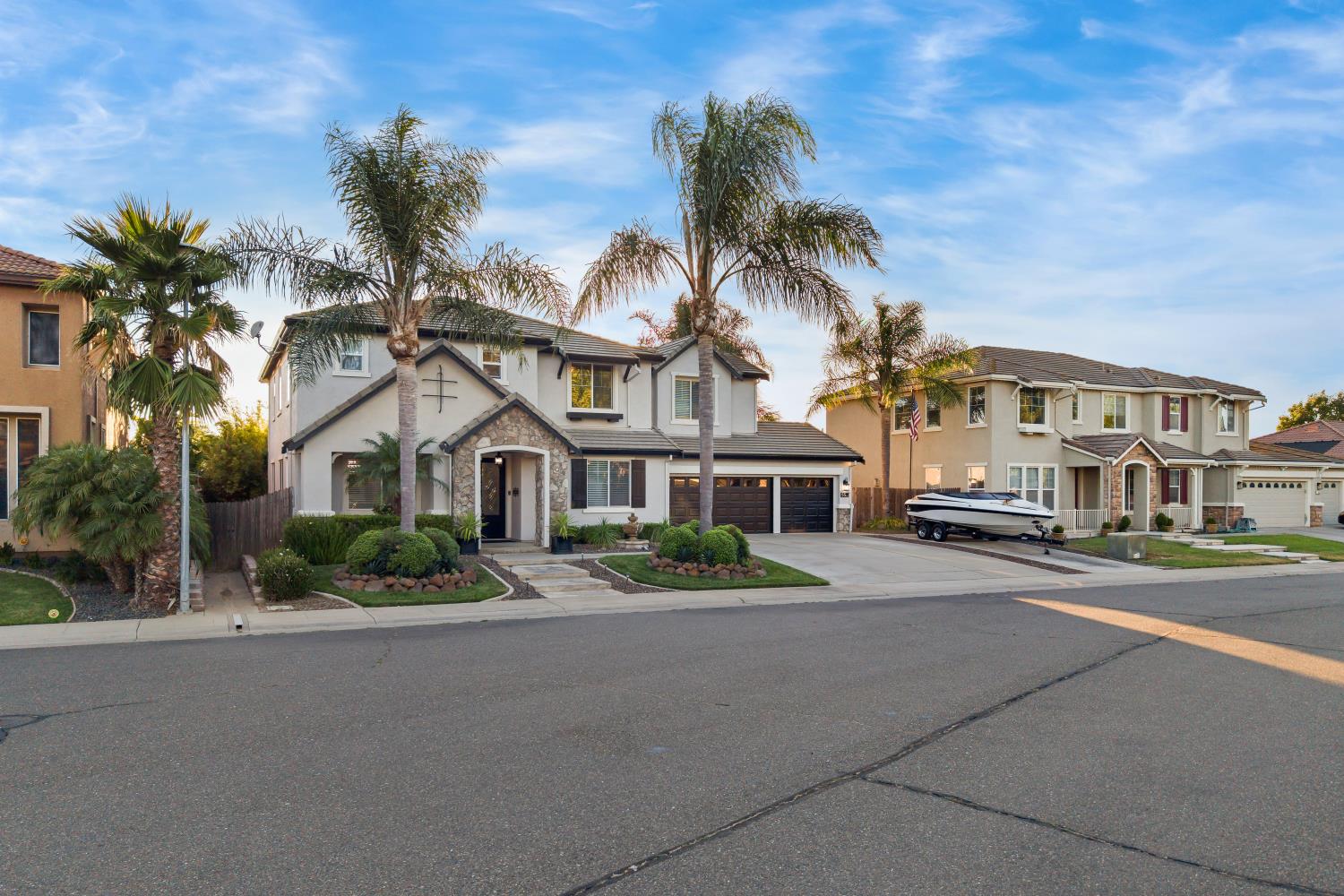 552 Denier Court