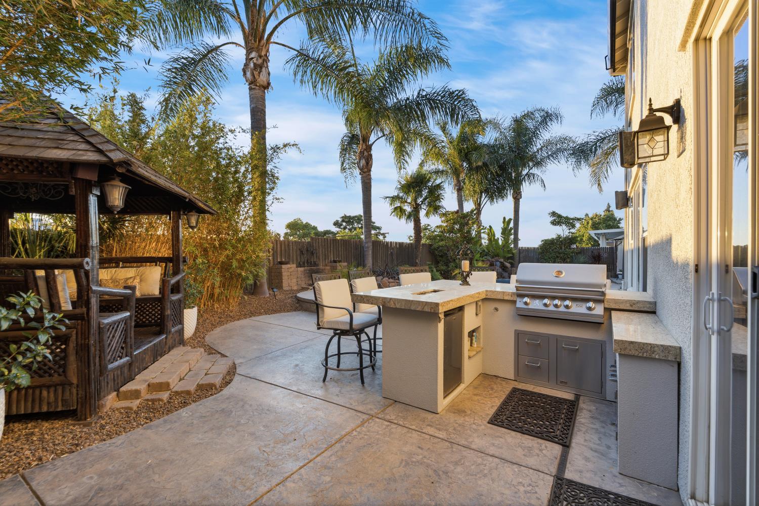 552 Denier Court