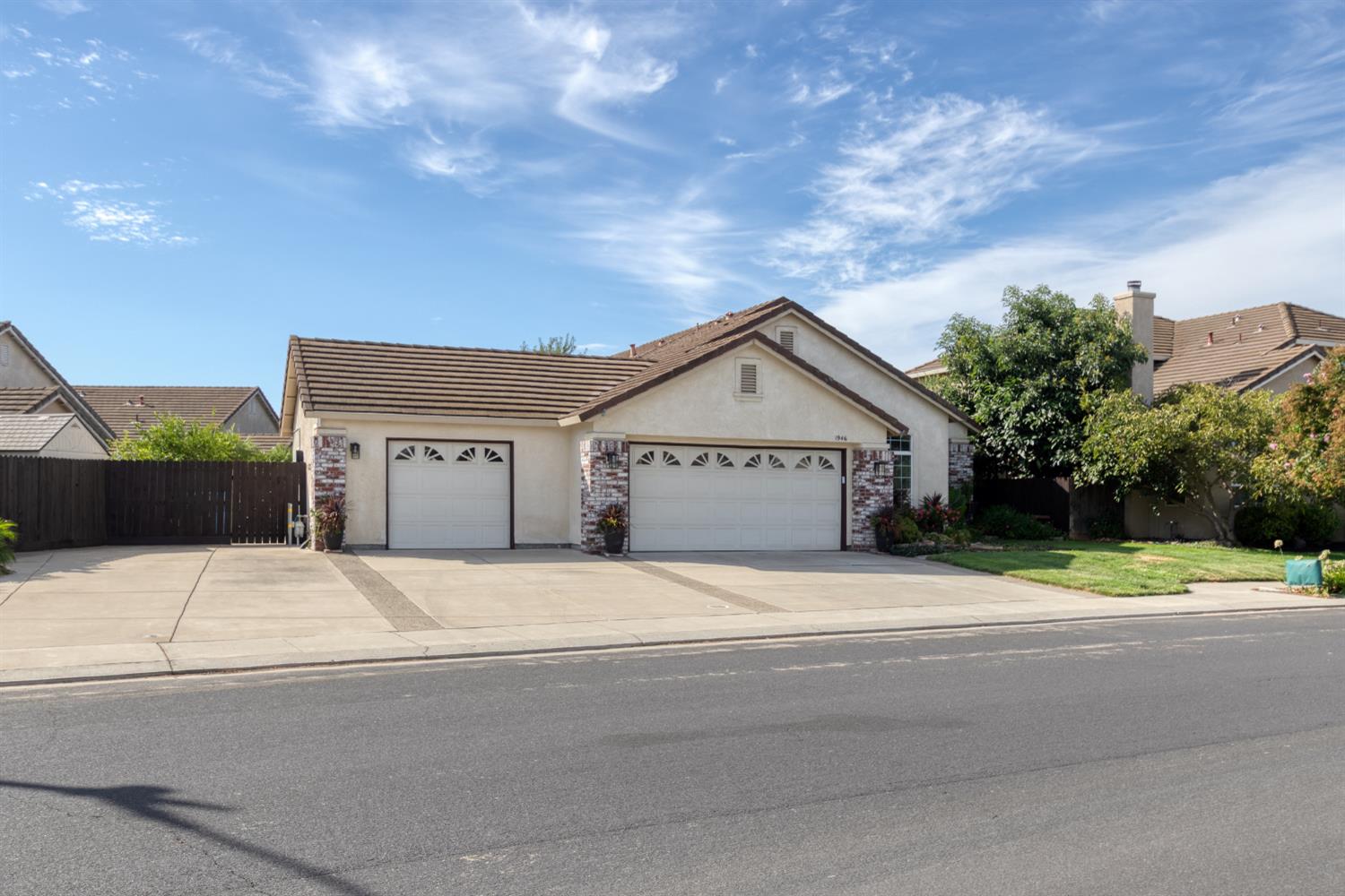 1946 Giuliano Way