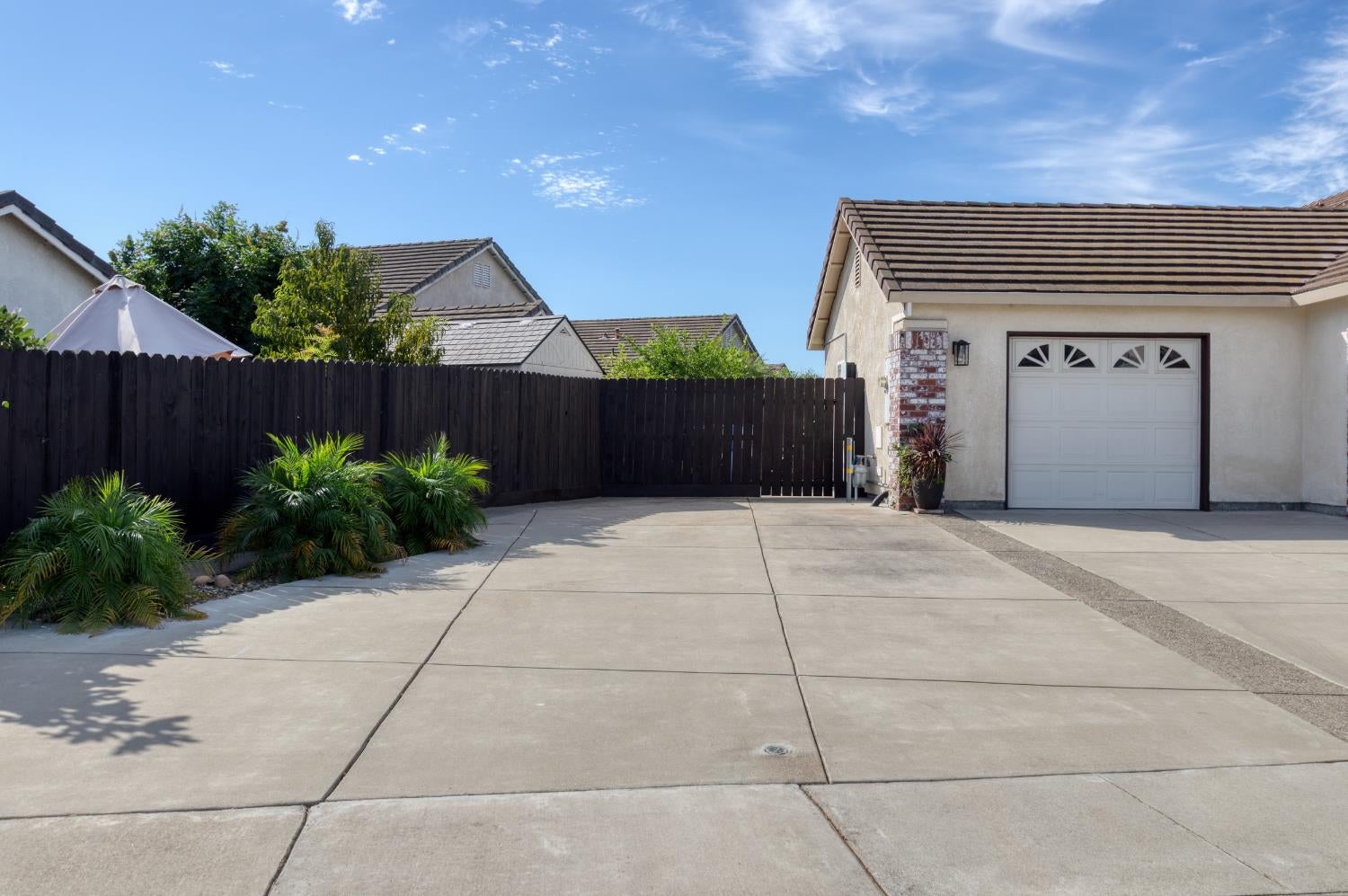 1946 Giuliano Way