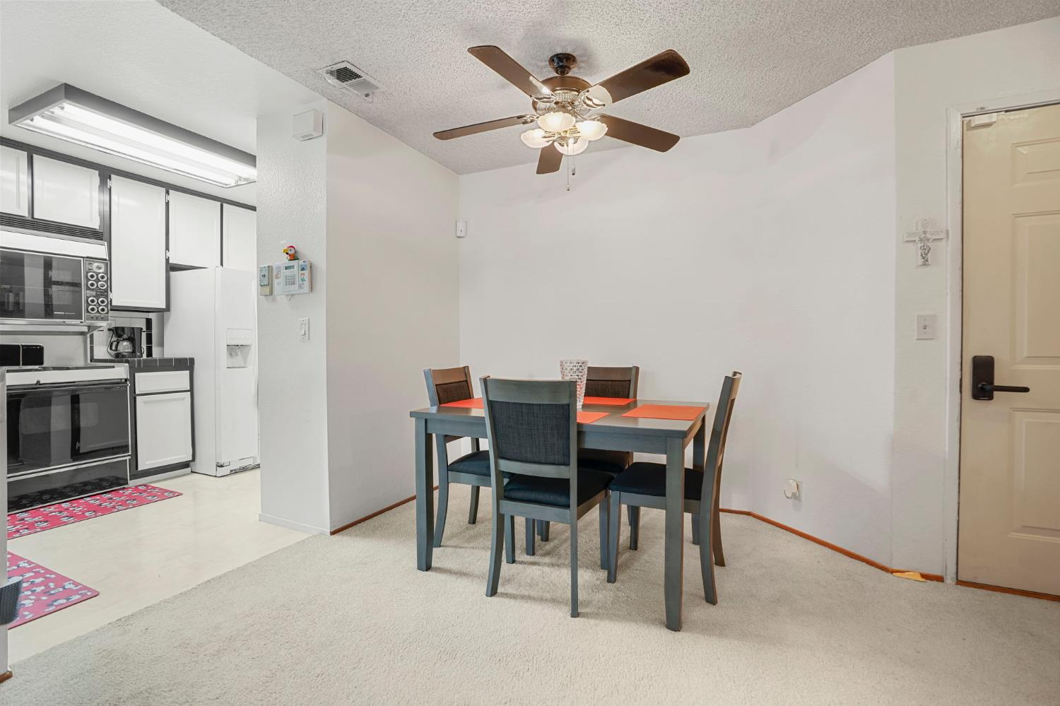 2336 La Terrace Circle