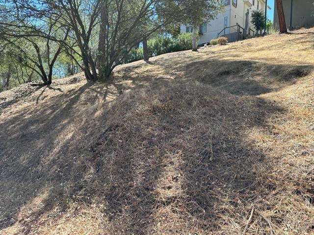 695 Foothill Road