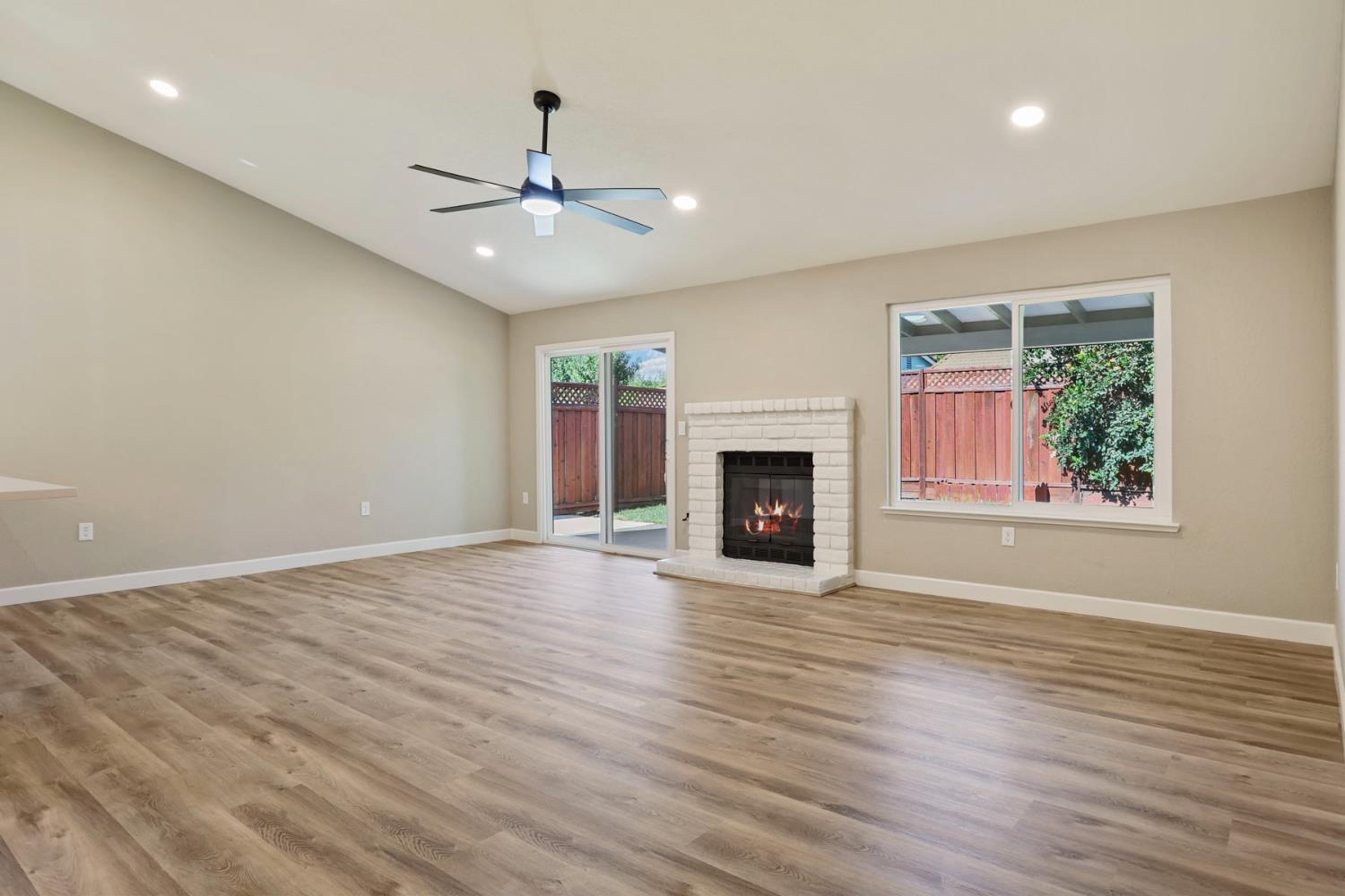 1891 S Central Avenue