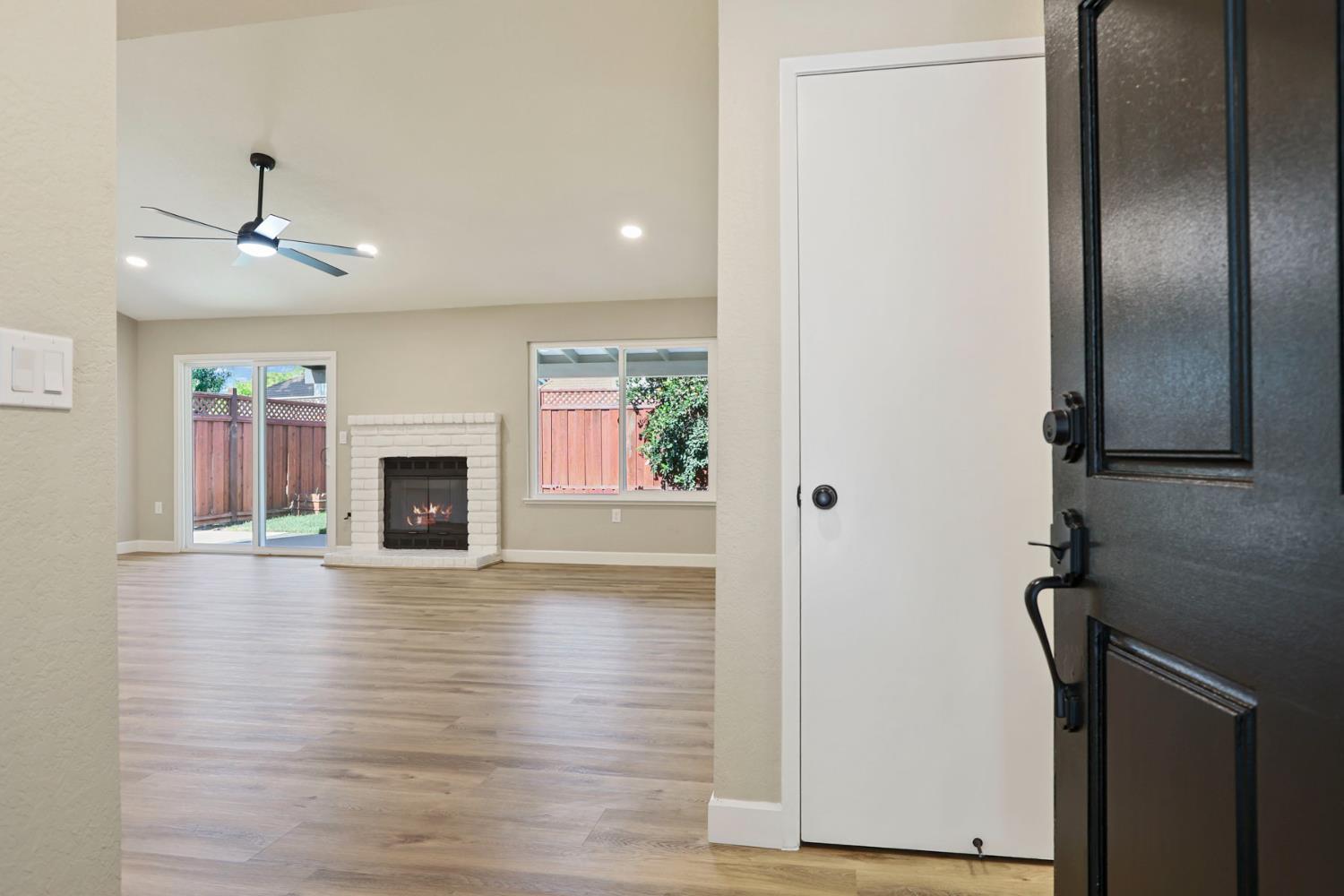 1891 S Central Avenue