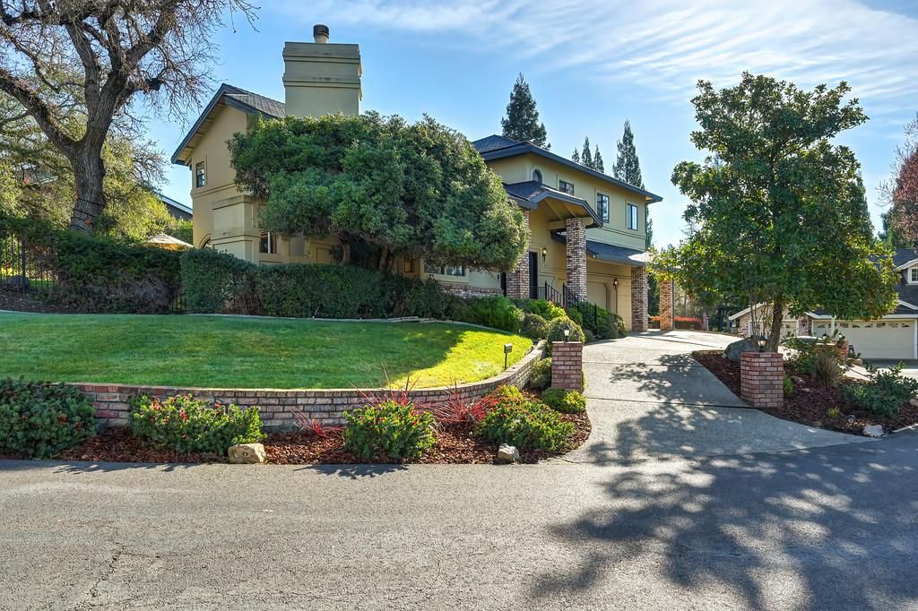 Photo of 6846 Terreno Drive, Rancho Murieta, CA 95683 (MLS # 226017902)