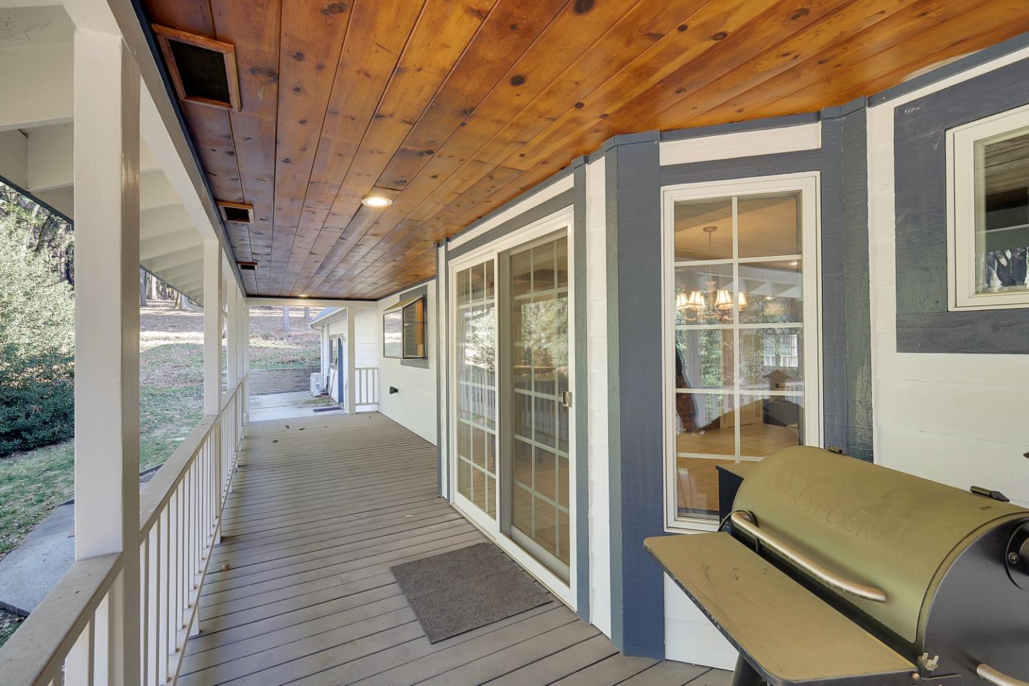 12790 Madrone Forest Drive