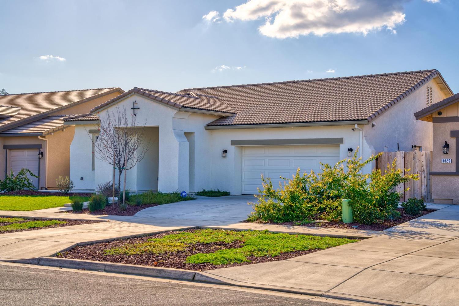 3815 N Berkeley Avenue