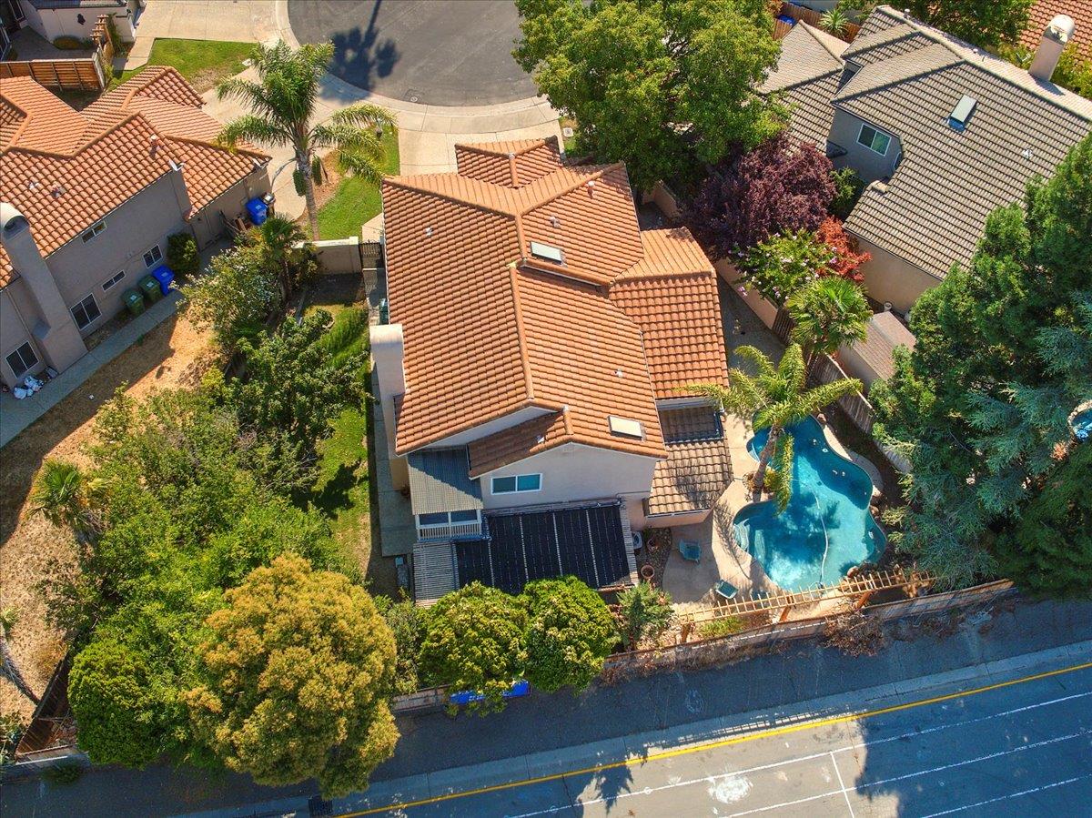 6004 Shale Rock Court