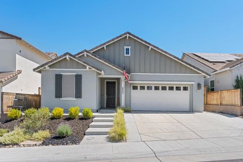 805 Banpo Court Lincoln CA 95648