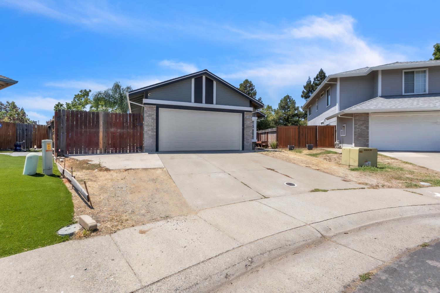 5300 Blue Sapphire Court