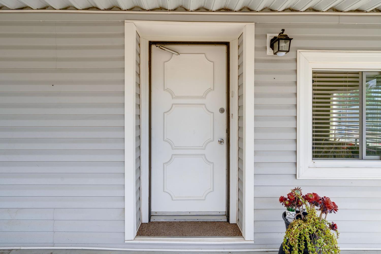 6621 Gross Pointe Court