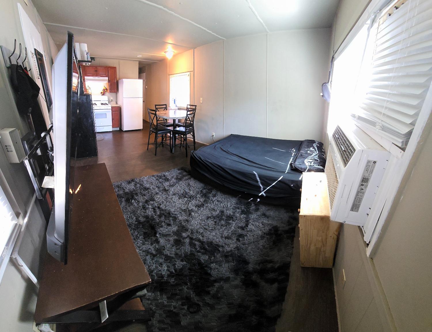 1523 N Beale Road 21