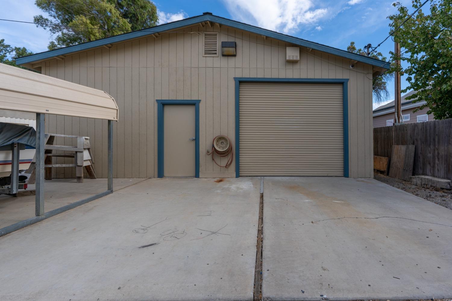 Los Banos, California 93635, United States, 2 Bedrooms Bedrooms, ,1 BathroomBathrooms,Residential,Active,202740