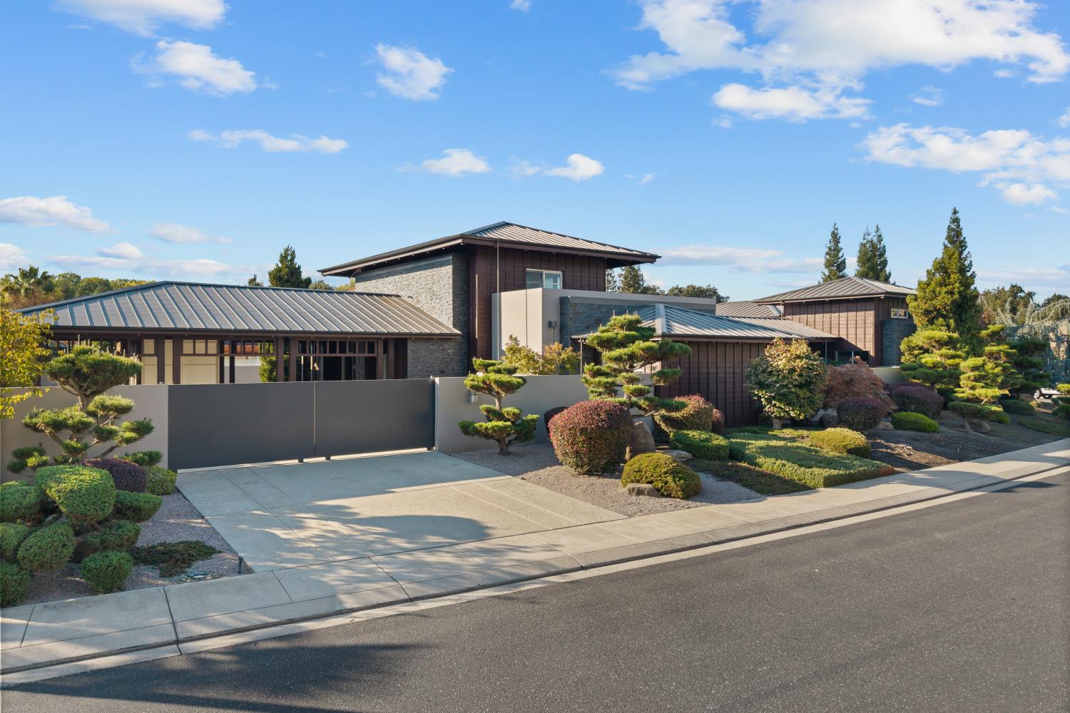 7434 River Nine Drive