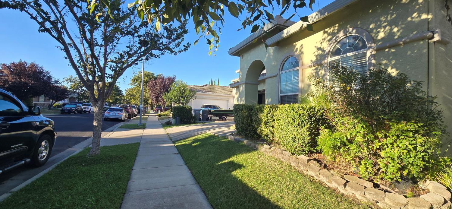3135 sumatra Street