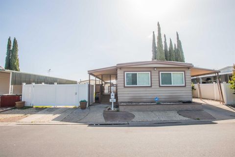MLS: 225050418