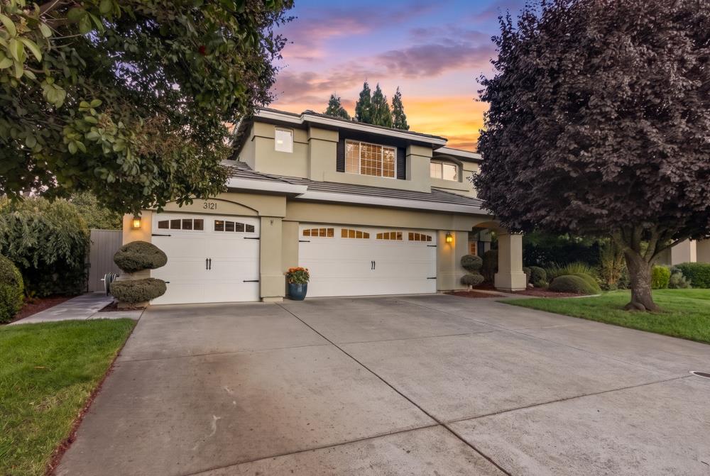 3121 Brackenwood Place