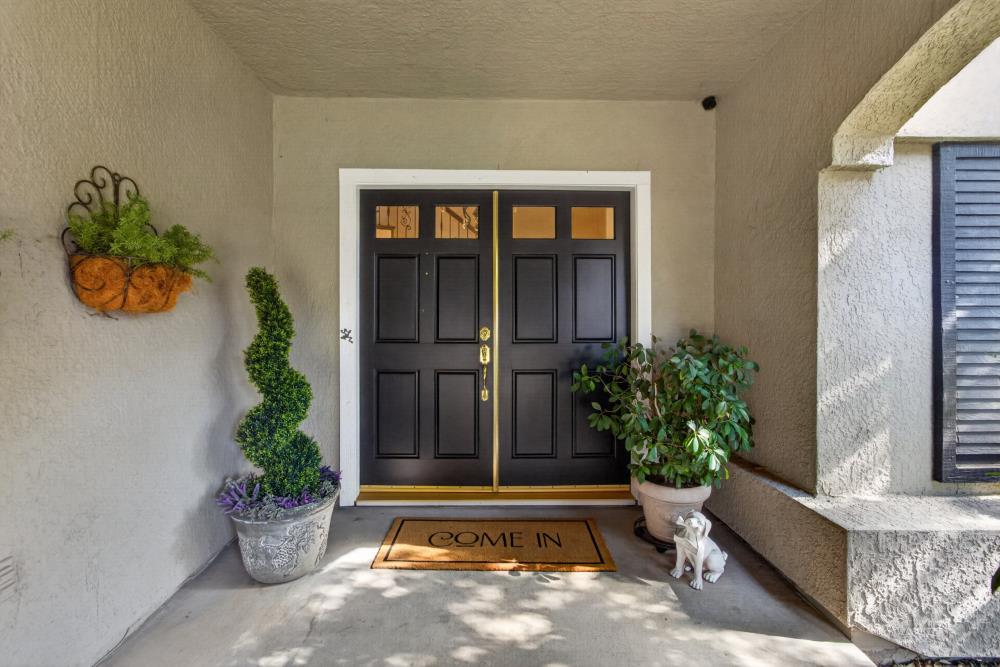 3121 Brackenwood Place