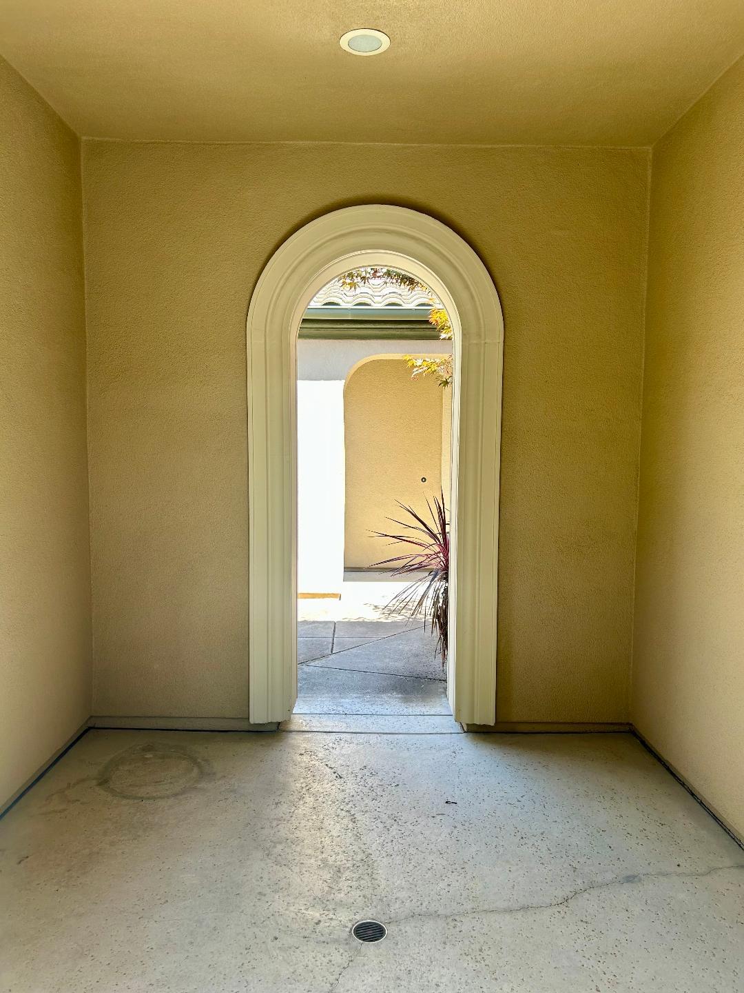3533 Leonardo Way