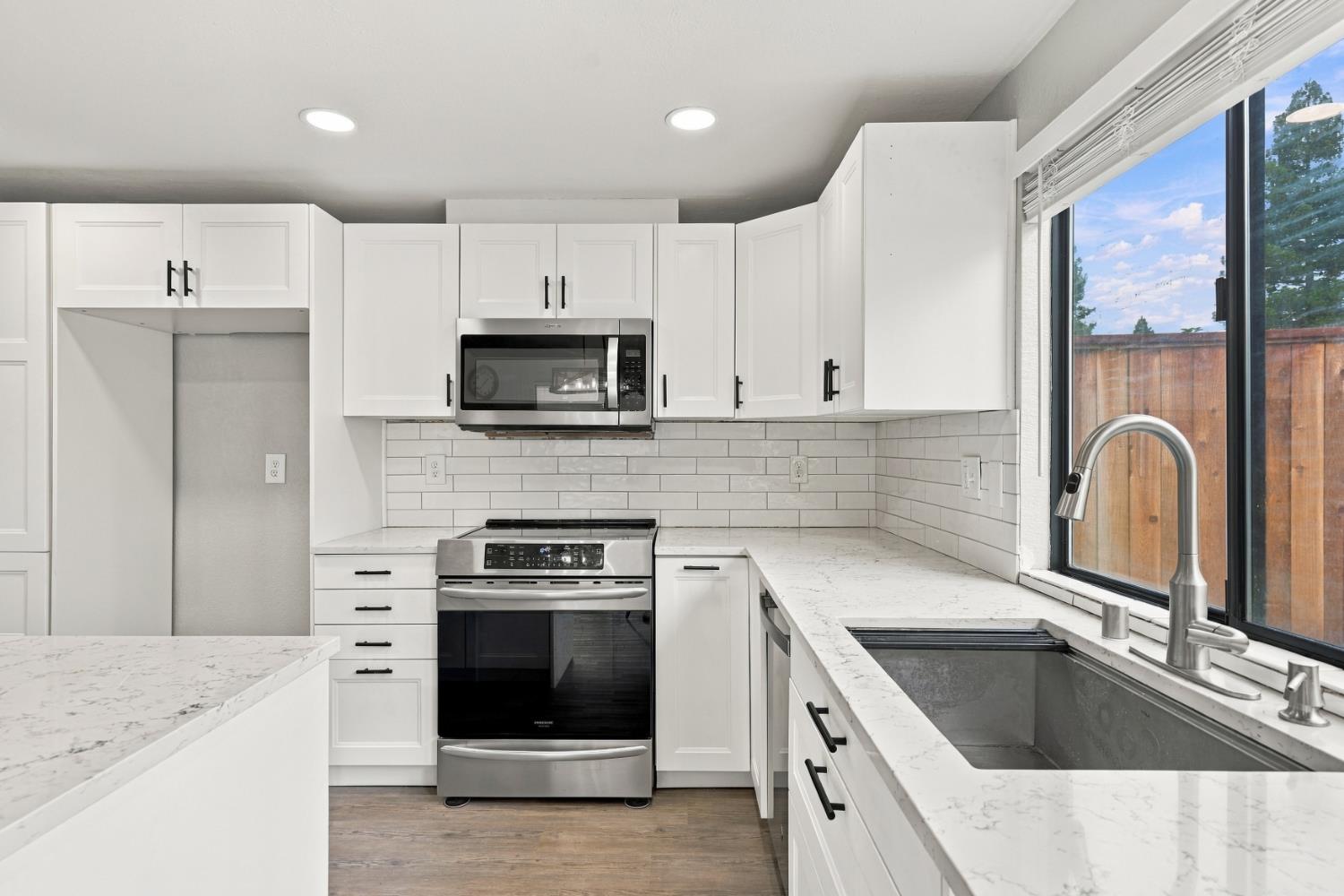 2419 Seamist Drive
