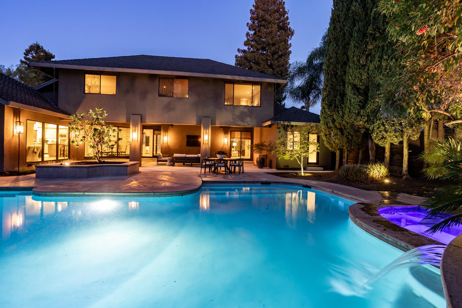 7209 Spy Glass Drive